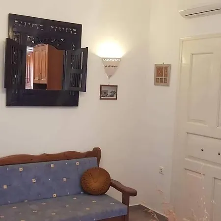 Holiday home Lourantianika House